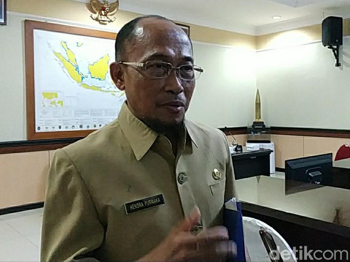 Seorang Pasien Dalam Pengawasan (PDP) asal Pacitan dinyatakan negatif Covid-19. Perempuan 44 tahun itu sebelumnya dirujuk ke RSUD dr Iskak Tulungagung.