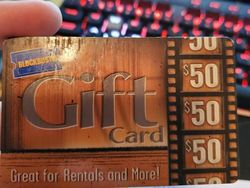 Aneka Kejadian Sial Saat Diam di Rumah Karena Corona