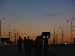 Langgar Lockdown, 10 Turis di India Dihukum Tulis Saya Menyesal 500 Kali