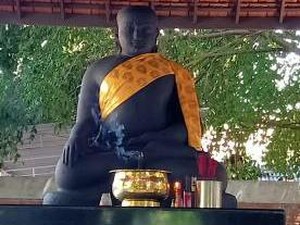 Arca Joko Dolog di Surabaya, Antara Sejarah dan Legenda