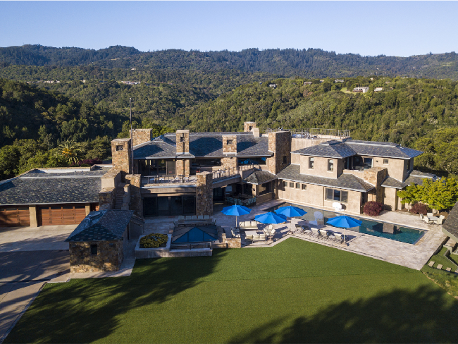 Inilah penampakan rumah yang dikabarkan paling mahal di Palo Alto, California, AS. Rumah yang dimiliki oleh Scott McNealy, pendiri perusahaan komputer Sun Microsystems, kabarnya bernilai US$ 54 juta atau Rp 865 miliar. (Foto: Dok. REX Real Estate via Business Insider)