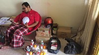 Perdana Menteri Malaysia menyampaikan bahwa pemerintah Malaysia mengeluarkan biaya sebesar RM 10 milyar atau setara lebih dari Rp 3 triliun. Bantuan ini akan dibagikan secara adil untuk semua golongan masyarakat, baik dari siswa hingga mahasiswa yang belum mendapatkan penghasilan tetap serta masyarakat pekerja yang memenuhi standar untuk diberikan bantuan. Bagi masyarakat yang terjangkit COVID-19 menerima bantuan sehari sebanyak RM 50 dengan masa tempoh 14 hari. Foto: Istimewa/Dok. Ardio Sagita/Mahasiswa Universitas Utara Malaysia.