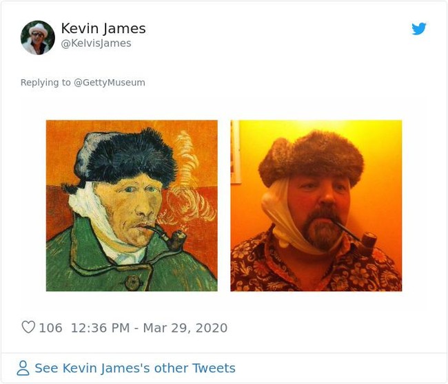 Van Gogh masih sempat melukis dirinya (self-portrait) setelah memotong kupingnya sendiri. Semoga pria di sampingnya tidak memotong kupingnya juga hanya demi meniru pelukis termahsyur itu. (Foto: Twitter)