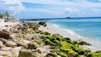 Selain cantik, Pulau Buru di Maluku juga sempat menjadi tempat pengasingan maestro sastra Pramoedya Ananta Toer dulu (@bellashofie_rigan/Instagram)