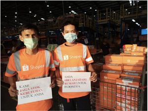 Pejuang #BelanjaDariRumah Pastikan Kebutuhan Masyarakat Tetap Aman