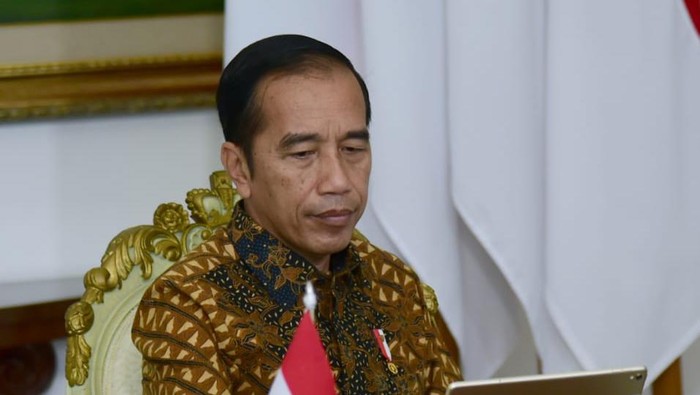 Presiden Jokowi memimpin rapat terbatas soal antisipasi mudik Lebaran 2020