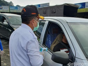 Hari Pertama Isolasi Lokal di Cianjur, Akses Masuk Via Puncak Disekat