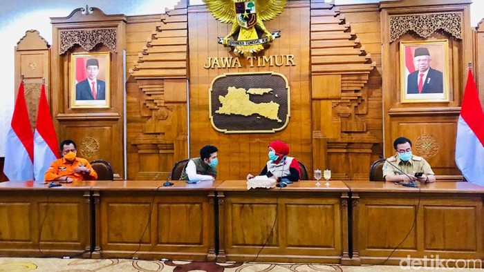 jumpa pers corona jatim