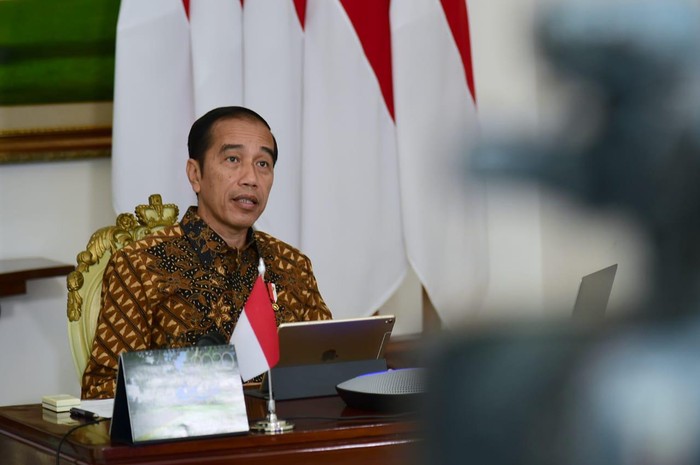 Presiden Jokowi memimpin rapat terbatas soal antisipasi mudik Lebaran 2020