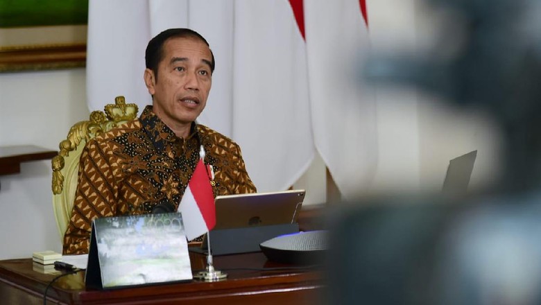 Jokowi Presiden Jokowi memimpin rapat terbatas soal antisipasi mudik Lebaran 2020