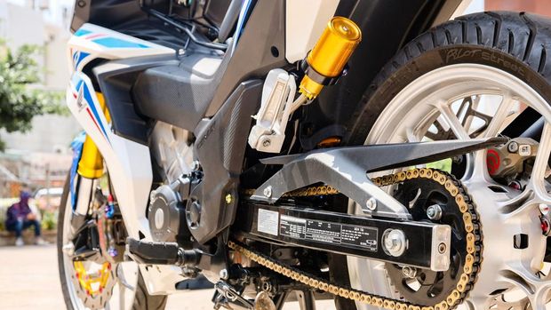  Modifikasi Honda Supra GTR150