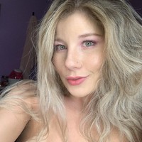 Menurut laporan The Daily Beast, Vienna berjuang melawan gangguan makan yang mengerikan dan dysmorphia tubuh, karena tubuhnya terus-menerus diawasi. Kini dia berharap untuk mengikuti jejak saudaranya yang ada di militer dengan bergabung sebagai marinir. Foto: Twitter