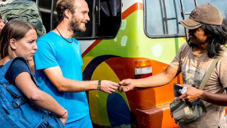 Kemenparekraf Bersama CAKAP Latih Bahasa Inggris Pelaku Pariwisata Lewat Daring Kemenparekraf Bersama CAKAP Latih Bahasa Inggris Pelaku Pariwisata Lewat Daring