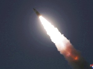 Negara Barat Kecam Serangan Roket ke Pangkalan Militer AS di Irak