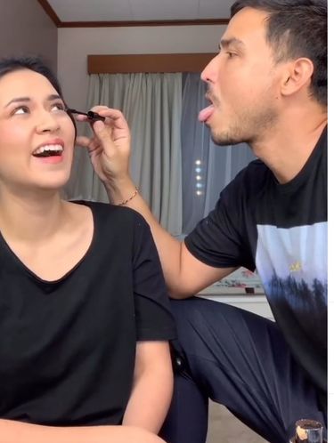 Kocak & Bikin Baper, Inilah Aksi Hamish Daud Saat Mendandani Raisa