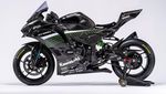 Penampilan Kawasaki Ninja 250 4 Silinder Berbaju Balap