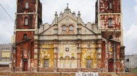 Masjid Agung Porto-Novo, Benin. Ibu kota resmi Benin adalah Porto-Novo, satu jam perjalanan dari Cotonou. Di sini, jalanannya dipenuhi pepohonan dan arsitektur bersejarah (Foto: CNN)