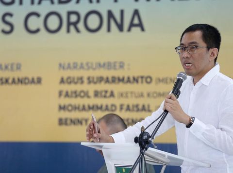 Faisol Riza Pimpin Rapat Komisi VI DPR RI