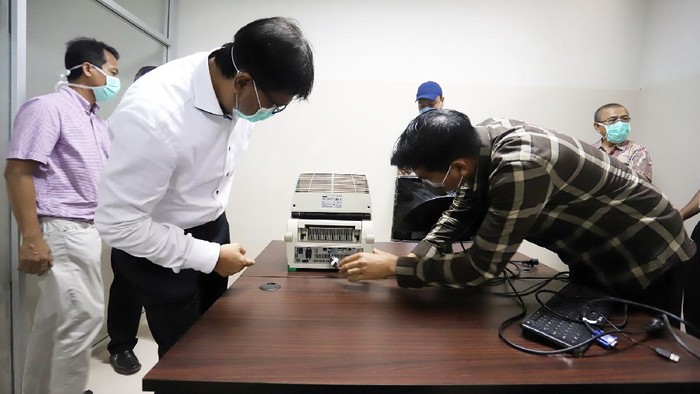 Universitas Syiah Kuala (Unsyiah) Aceh punya satu unit Polymerase Chain Reaction (PCR) atau alat tes virus Corona berstandar WHO.