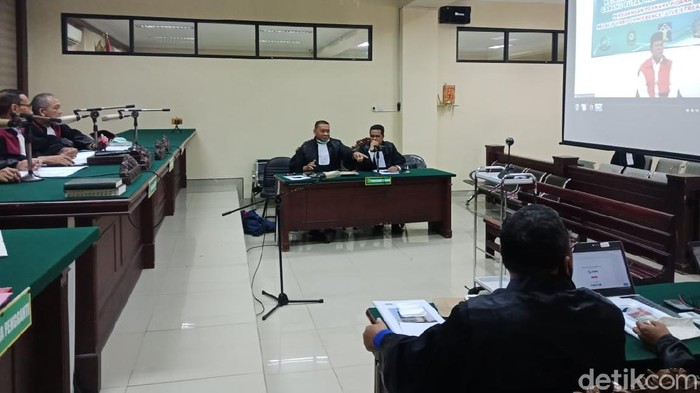 sidang teleconference di pengadilan Tipidkor Surabaya