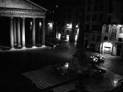 Melihat Sepinya Italia Bak Kota Mati Pasca Lockdown dari CCTV