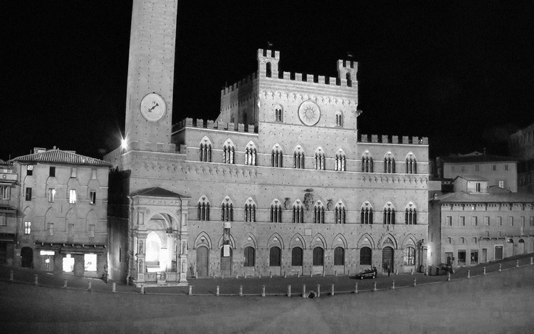 Italia dari CCTV