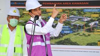Lokasi RS Darurat COVID-19 ini bread di Pulau Galang, Batam, Kepulauan Riau.