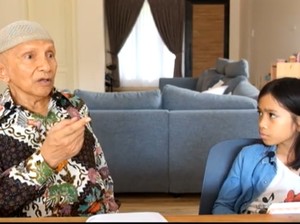 Nge-vlog Bareng Cucu, Amien Rais Bicara Virus Corona Tentara Allah