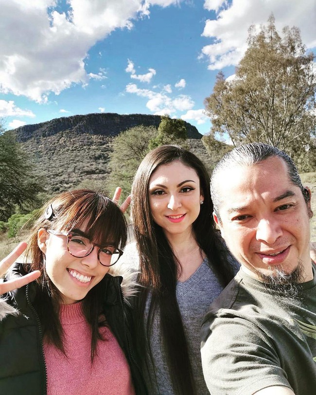 Namun hubungan Lucy dan Rodrigo semakin dekat, begitu juga dirinya dengan Melin. Melin begitu menerima Lucy. Setelah pacaran, Rodrigo mengungkapkan memiliki rencana untuk menikahi Lucy.  Foto: dok. Instagram