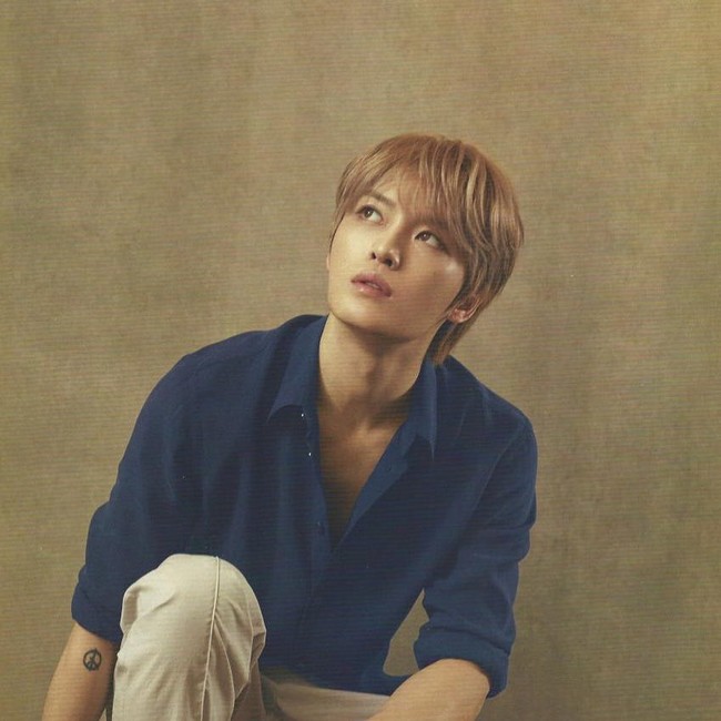 Namun pengakuan Kim Jae Joong yang terinfeksi virus corona ternyata bohong belaka. Dia sengaja melakukannya karena April Mop. Foto: Instagram/ @jj_1986_jj