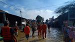 Tim SAR Gabungan Pantau Banjir di Kabupaten Bandung