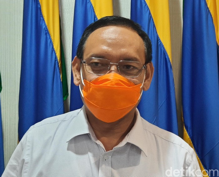 Rektor Unair Surabaya Prof dr Nasih