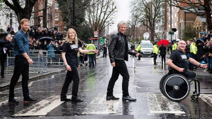 Pangeran Harry dan Jon Bon Jovi