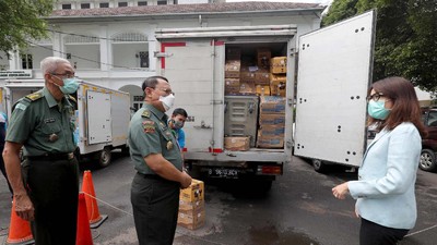 Dukungan untuk Petugas Medis RSPAD Gatot Soebroto