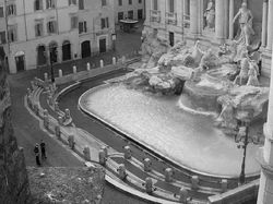 Melihat Sepinya Italia Bak Kota Mati Pasca Lockdown dari CCTV