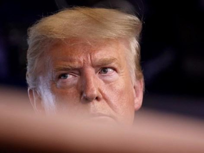 WASHINGTON, DC - MARCH 31: U.S. President Donald Trump participates in the daily coronavirus task force briefing in the Brady Briefing room at the White House on March 31, 2020 in Washington, DC. The top government scientists battling the coronavirus estimated on Tuesday that the virus could kill between 100,000 and 240,000 Americans. Trump warned that there will be a Very, very painful two weeks ahead as the nation continues to grapple with the outbreak of the COVID-19 virus.   Win McNamee/Getty Images/AFP