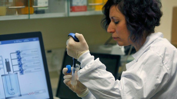Virus corona: Seberapa cepat vaksin Covid-19 tersedia?