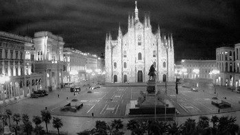 Hasilnya jadilah sebuah karya foto berjudul Italy Paused. Foto: Milan Radisics via behance