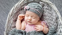 35 Nama Bayi Perempuan Modern Beserta Artinya