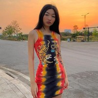 Jujur saja ini mengerikan mengenakan kostum dengan masker dalam periode sejarah ini. Di negara Anda, mungkin tersedia, tetapi di sini di Italia tidak, komentar netizen. Di keluargaku hanya ada tiga masker yang tersisa, tambah lainnya. Jenis kebodohan yang baru, kritik netizen. Foto: Instagram