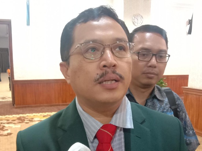 Ketua IDI Jatim Sutrisno