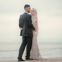 Sejoli ini mulai menjalin tali asmara pada Maret 2019. Awal pertemuan mereka dimulai dari pertemuan di Facebook. (Foto: Instagram)