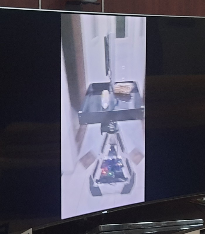 Robot meringankan pekerjaan tenaga kesehatan (Nakes) di RS Unair