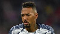 Protes Fans Didengar Bayern Munich: Tolak Jerome Boateng si Pelaku KDRT Protes Fans Didengar Bayern Munich: Tolak Jerome Boateng si Pelaku KDRT