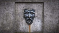 Beginilah potret teater perunggu di Royal Mile Edinburgh, Skotlandia, Rabu 1 April 2020. Di lokasi ini lah nantinya rencana festival seni dunia itu digelar. Jane Barlow/PA via AP