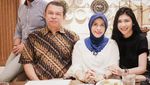 Momen Kuliner Seru Rica Andriani, Selebgram yang Pernikahannya Viral