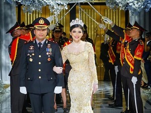 Intip Resepsi Selebgram Rica Andriani & Kapolsek yang Digelar Saat Corona