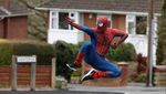 Potret Spider-Man Beraksi di Tengah Virus Corona