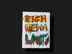 Kreatif! Tisu Toilet Jadi Karya Seni Untuk Bantu Korban Corona