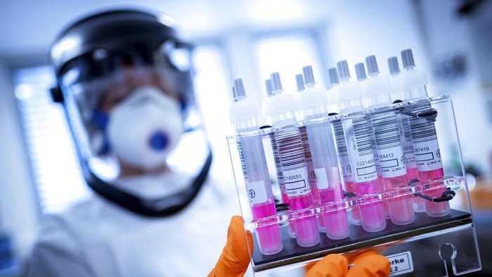 Virus Corona jadi pandemi global karena mewabah di berbagai negara dunia. Namun, 3 negara ini dilaporkan catatkan tingkat kematian yang rendah akibat COVID-19.